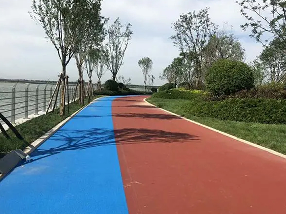 彩色透水混凝土如何保證強(qiáng)度？
